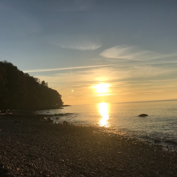 Meet your Posher, T - Picture 1 of 1